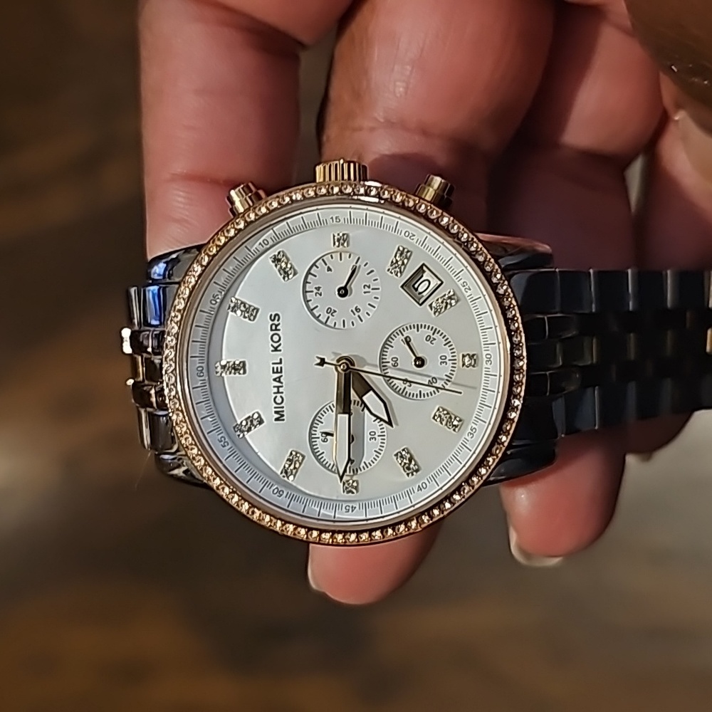 Michael Kors 2 tone metal watch!